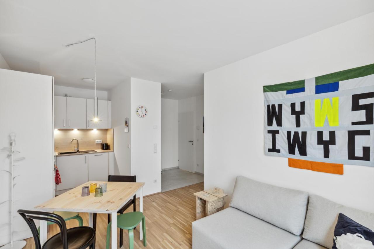 Ding Design Apartments In Brigittenau Виена Екстериор снимка