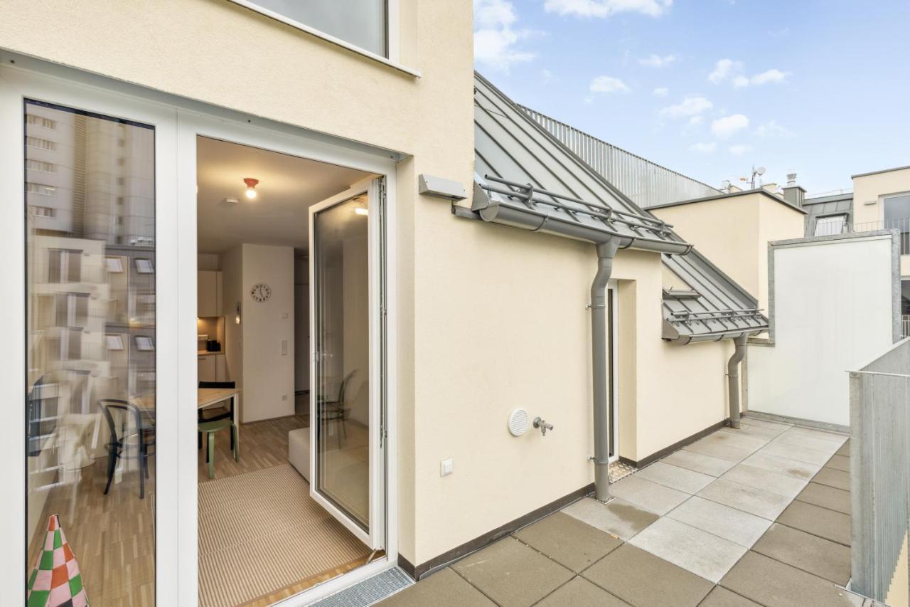 Ding Design Apartments In Brigittenau Виена Екстериор снимка