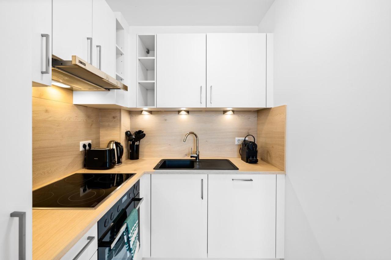Ding Design Apartments In Brigittenau Виена Екстериор снимка