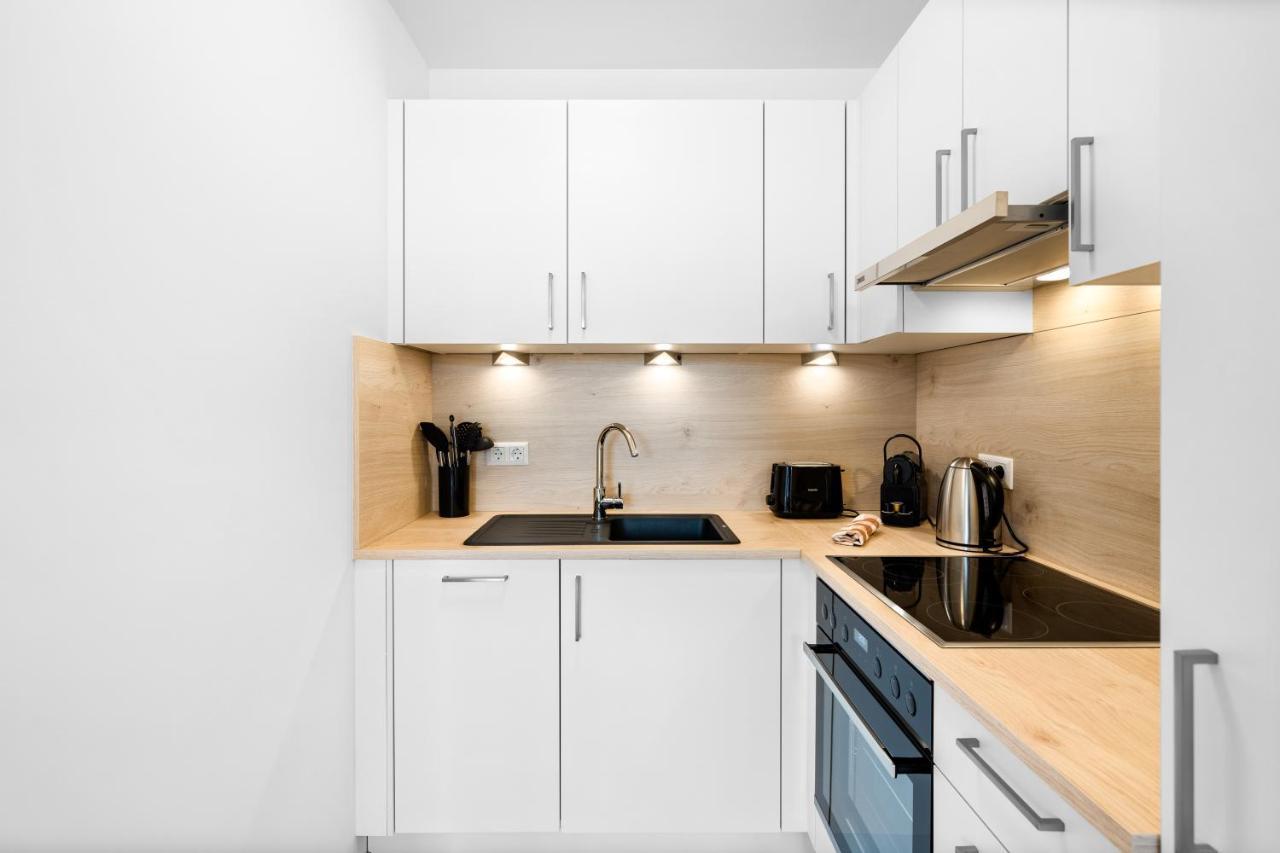 Ding Design Apartments In Brigittenau Виена Екстериор снимка